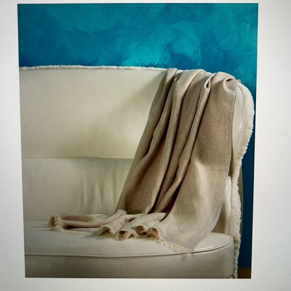 Frette NWT Diamond Tatoo Throw - Picture 2 of 9